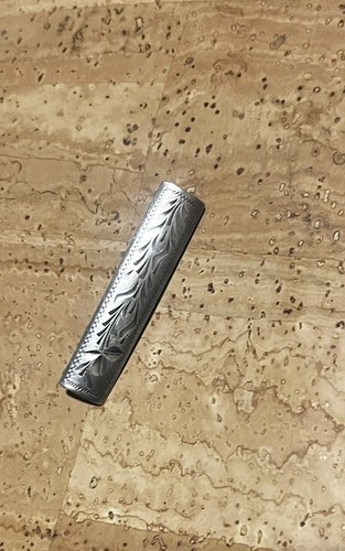 Schmale anstecknadel retro - schmale, anstecknadel,